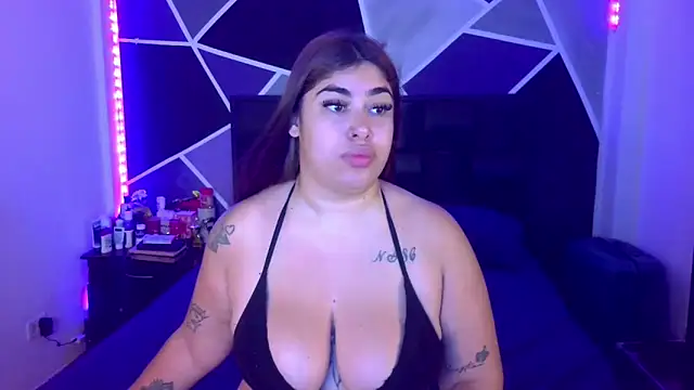jazminslut online show from 4, 5, 2026
