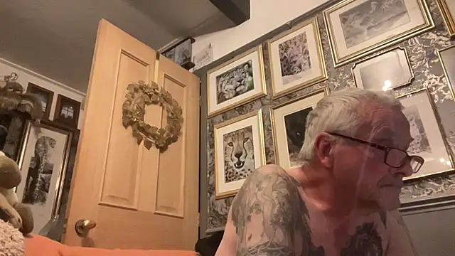 poggles online show from 30, 9, 2025