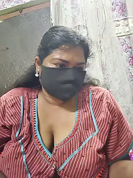 Snapshot of Liyaa_24 chatting on 20, 7, 2026 Liyaa 24 online show from 20, 7, 2026