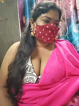 Snapshot of Liyaa_24 chatting on 4, 8, 2026 Liyaa 24 online show from 4, 8, 2026