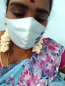 Snapshot of Tamil_riyalini12 chatting on 20, 9, 2025 Tamil riyalini12 online show from 20, 9, 2025