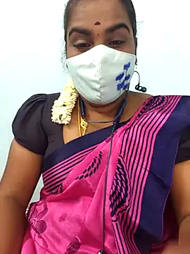 Snapshot of Tamil_riyalini12 chatting on 14, 12, 2025 Tamil riyalini12 online show from 14, 12, 2025