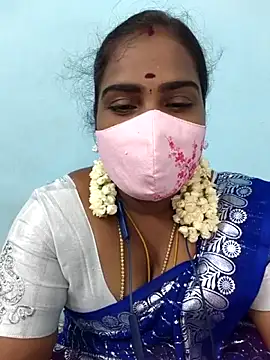 Snapshot of Tamil_riyalini12 chatting on 17, 3, 2026 Tamil riyalini12 online show from 17, 3, 2026