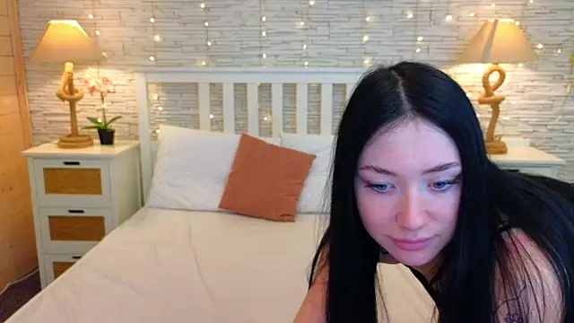 Snapshot of Ivanna__Rose chatting on 3, 2, 2026 Ivanna Rose online show from 3, 2, 2026