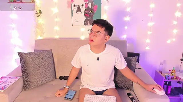 Snapshot of Young_Ben chatting on 4, 2, 2026 Young Ben online show from 4, 2, 2026