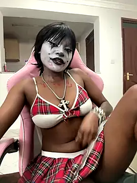 Lil-shawrie online show from 4, 10, 2025