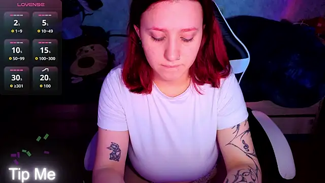 Snapshot of Mini_Lady1 chatting on 23, 7, 2026 Mini Lady1 online show from 23, 7, 2026