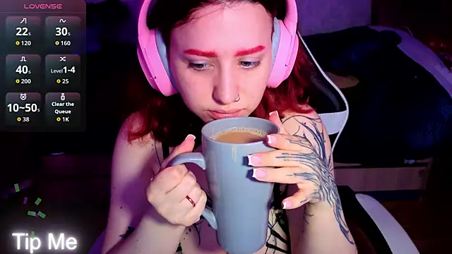 Snapshot of Mini_Lady1 chatting on 5, 8, 2026 Mini Lady1 online show from 5, 8, 2026