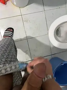 Snapshot of 7waykomm chatting on 25, 3, 2026 7waykomm online show from 25, 3, 2026