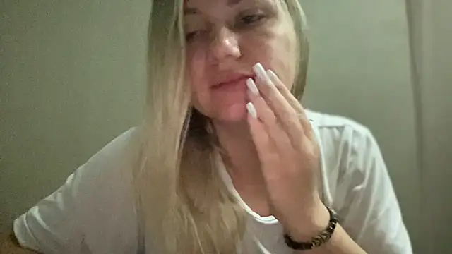 MonicaSweett online show from 13, 10, 2025