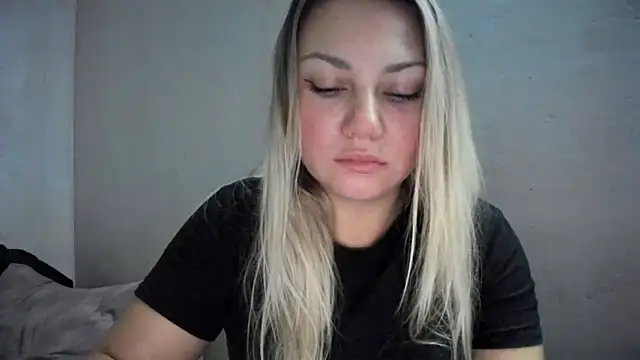 MonicaSweett online show from 26, 10, 2025