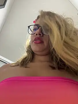 sara calderon online show from 26, 9, 2025