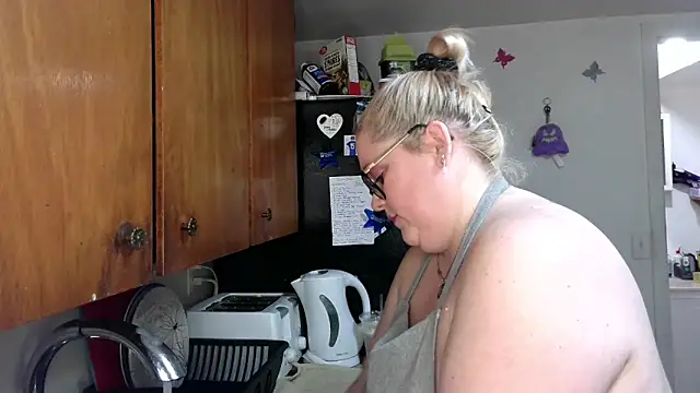 Kinky Witch online show from 30, 4, 2026