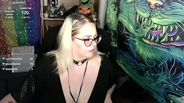 Kinky Witch online show from 28, 7, 2026