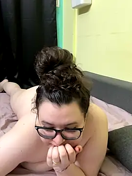 HaleyAyush online show from 1, 11, 2025