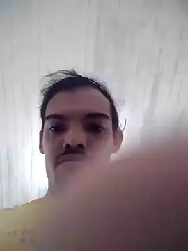 Snapshot of GuilhermeYuree chatting on 6, 1, 2026 GuilhermeYuree online show from 6, 1, 2026