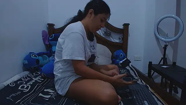 Aria Arthur online show from 30, 9, 2025