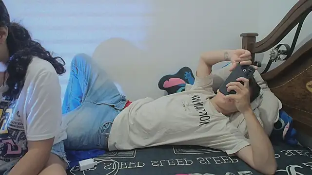 Aria Arthur online show from 10, 10, 2025