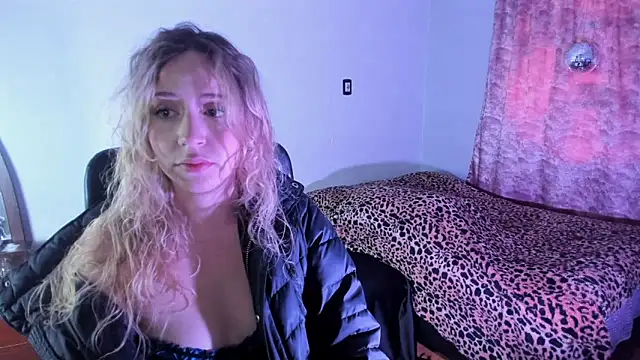 Pamela Squirtt online show from 14, 11, 2025