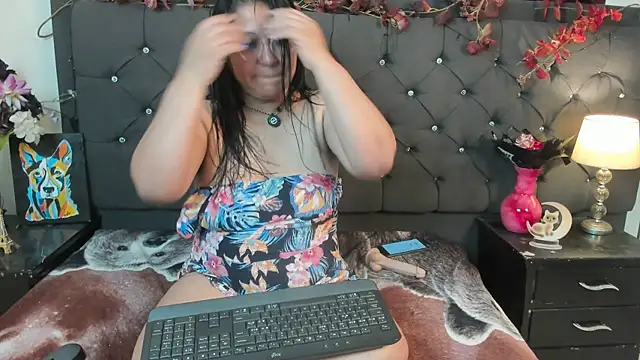 Snapshot of sofia_sorceress5 chatting on 10, 11, 2025 sofia sorceress5 online show from 10, 11, 2025