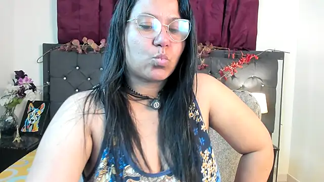 Snapshot of sofia_sorceress5 chatting on 16, 11, 2025 sofia sorceress5 online show from 16, 11, 2025