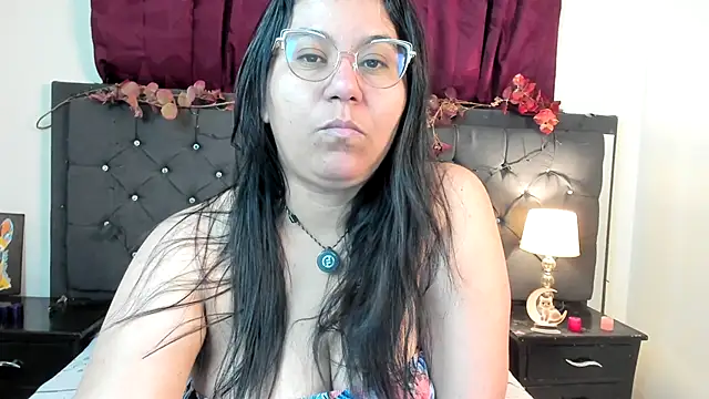 Snapshot of sofia_sorceress5 chatting on 15, 12, 2025 sofia sorceress5 online show from 15, 12, 2025