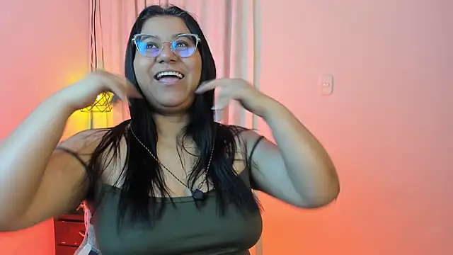 Snapshot of sofia_sorceress5 chatting on 22, 2, 2026 sofia sorceress5 online show from 22, 2, 2026