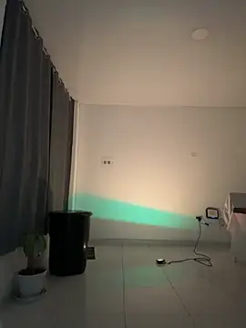 18 salo online show from 13, 9, 2025