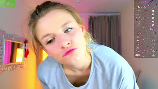 Snapshot of Lex_Smith chatting on 17, 12, 2025 Lex Smith online show from 17, 12, 2025