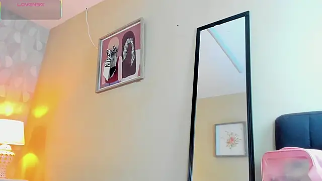 Snapshot of isabella_milf_ chatting on 13, 9, 2025 isabella milf  online show from 13, 9, 2025