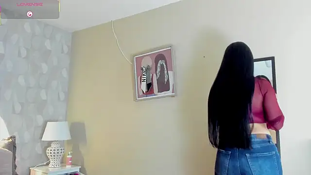 Snapshot of isabella_milf_ chatting on 11, 10, 2025 isabella milf  online show from 11, 10, 2025