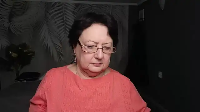 Margo Moll online show from 27, 11, 2025