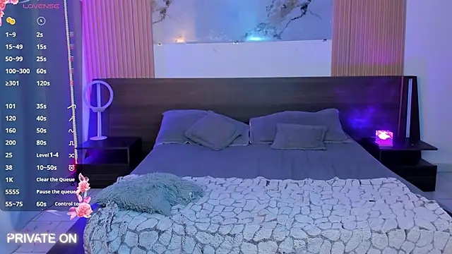 Snapshot of samanthaa_moon chatting on 10, 10, 2025 samanthaa moon online show from 10, 10, 2025