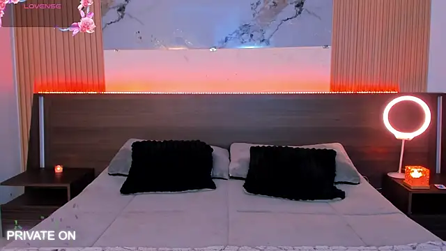 samanthaa moon online show from 7, 5, 2026