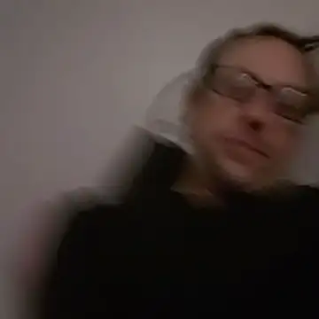 Snapshot of David1982qq chatting on 3, 3, 2026 David1982qq online show from 3, 3, 2026