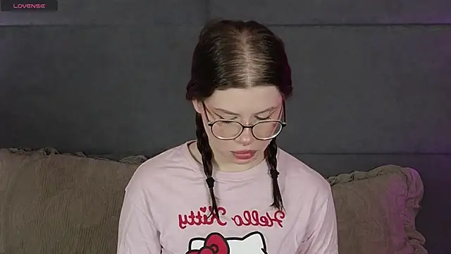 Snapshot of RianaRey chatting on 24, 7, 2026 RianaRey online show from 24, 7, 2026