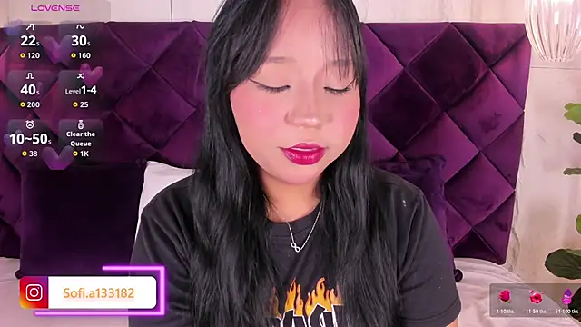 SofiAdanss online show from 5, 5, 2026