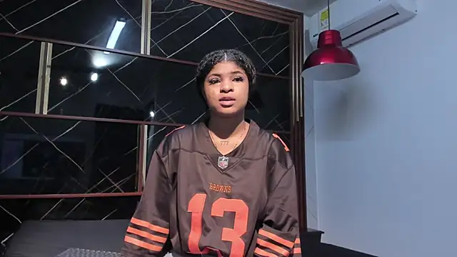 HannyThompson online show from 31, 10, 2025