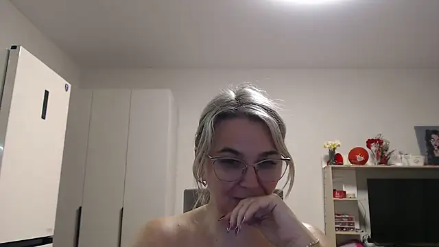 EleanoraDream online show from 9, 5, 2026