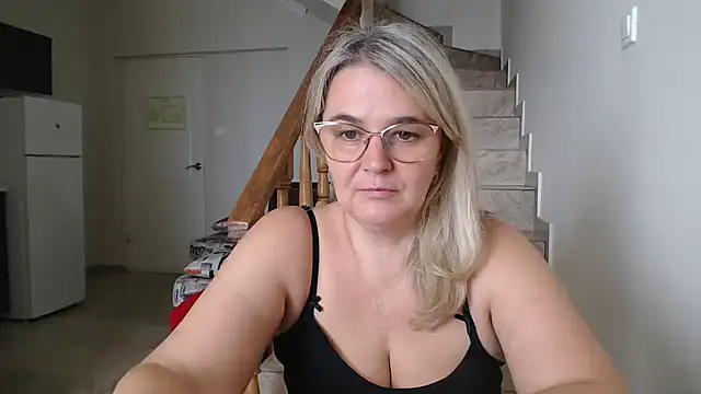EleanoraDream online show from 28, 6, 2026