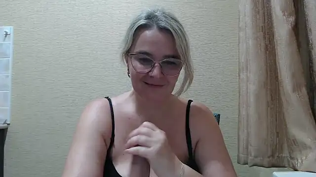 EleanoraDream online show from 1, 7, 2026
