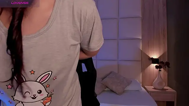 emma fhox online show from 4, 12, 2025