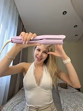 YungTessa online show from 19, 6, 2026