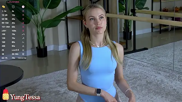 YungTessa online show from 3, 8, 2026