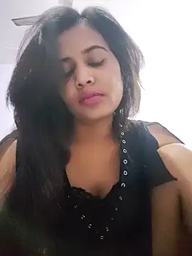 cute radhikaa online show from 21, 5, 2026
