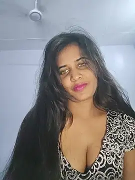 Snapshot of cute_radhikaa chatting on 14, 6, 2026 cute radhikaa online show from 14, 6, 2026