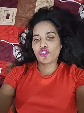 Snapshot of cute_radhikaa chatting on 13, 7, 2026 cute radhikaa online show from 13, 7, 2026
