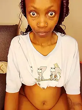 Snapshot of SeffieLucy chatting on 9, 9, 2025 SeffieLucy online show from 9, 9, 2025