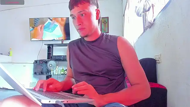 hot boy 04 online show from 19, 7, 2026