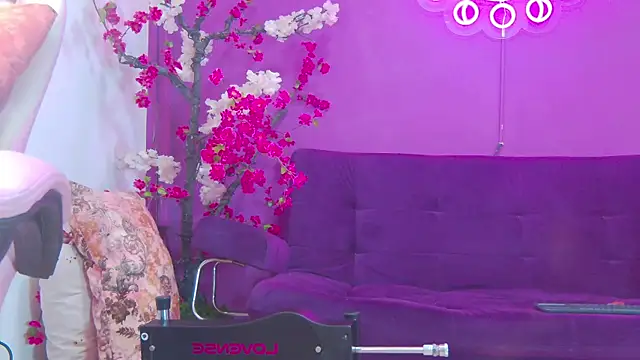 Daliana Gounbolt online show from 3, 8, 2026